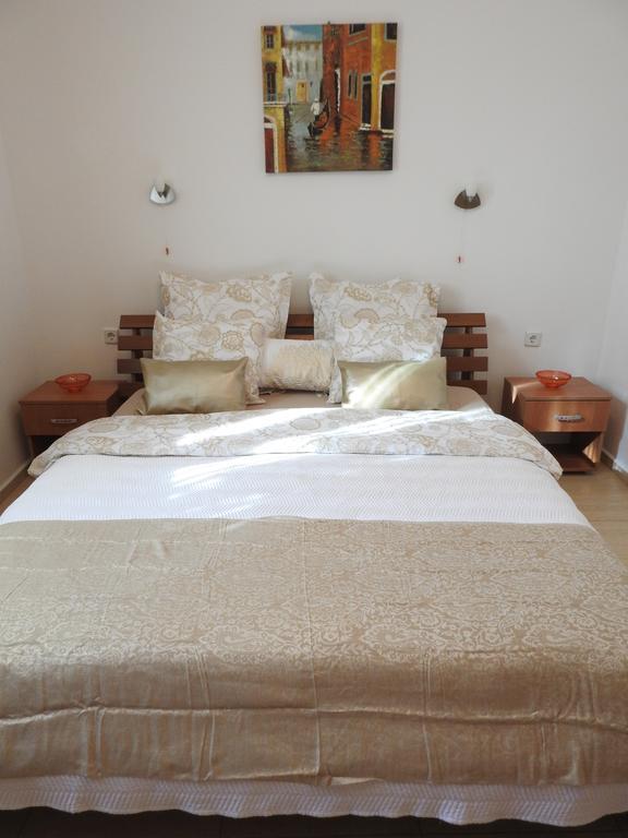 Golden Wave Apartment โซโซโปล ภายนอก รูปภาพ